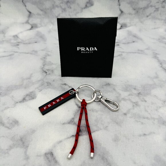 Prada Luna Rossa Ocean Key Chain,Red&Black Logo Design,3x5in, with Dust Bag-NEW - Picture 3 of 9